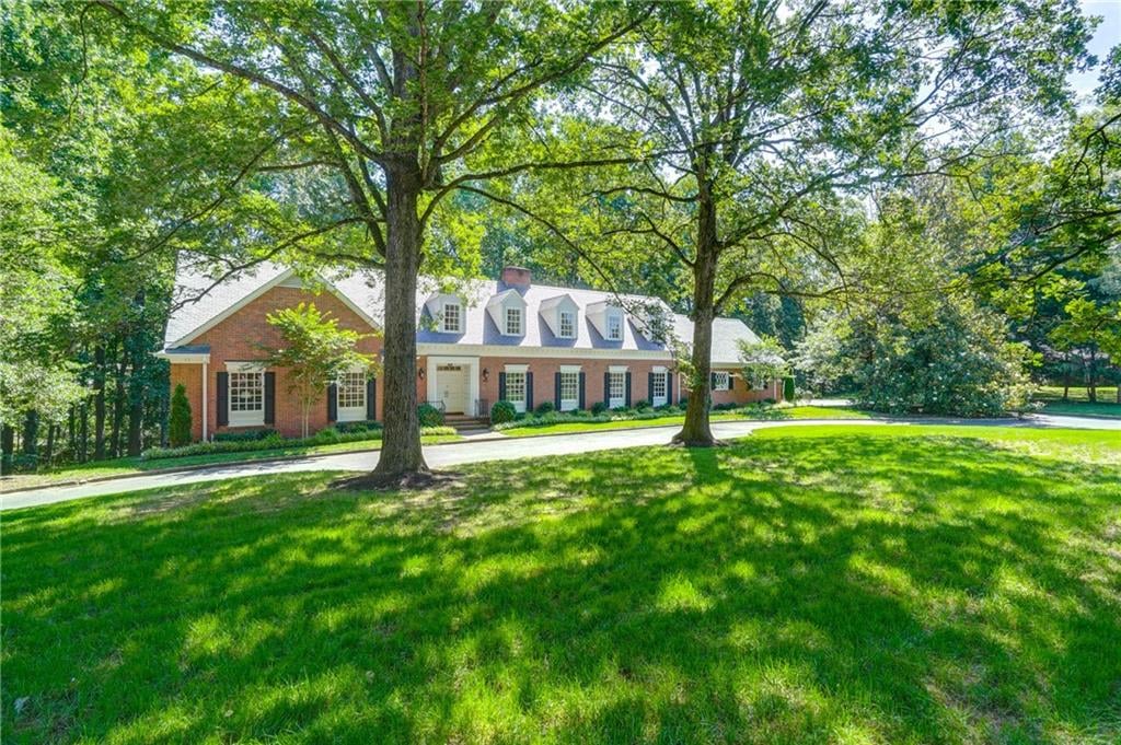	210 Herndon RD