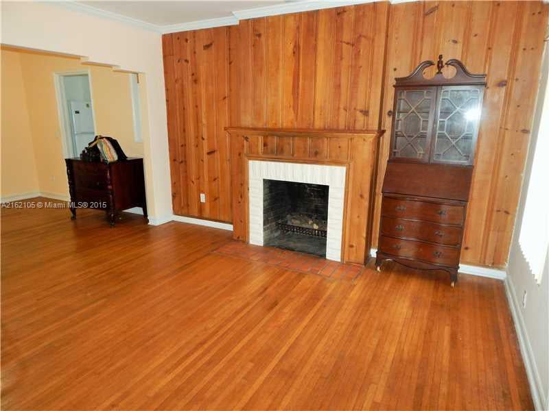 70 NW 103 St