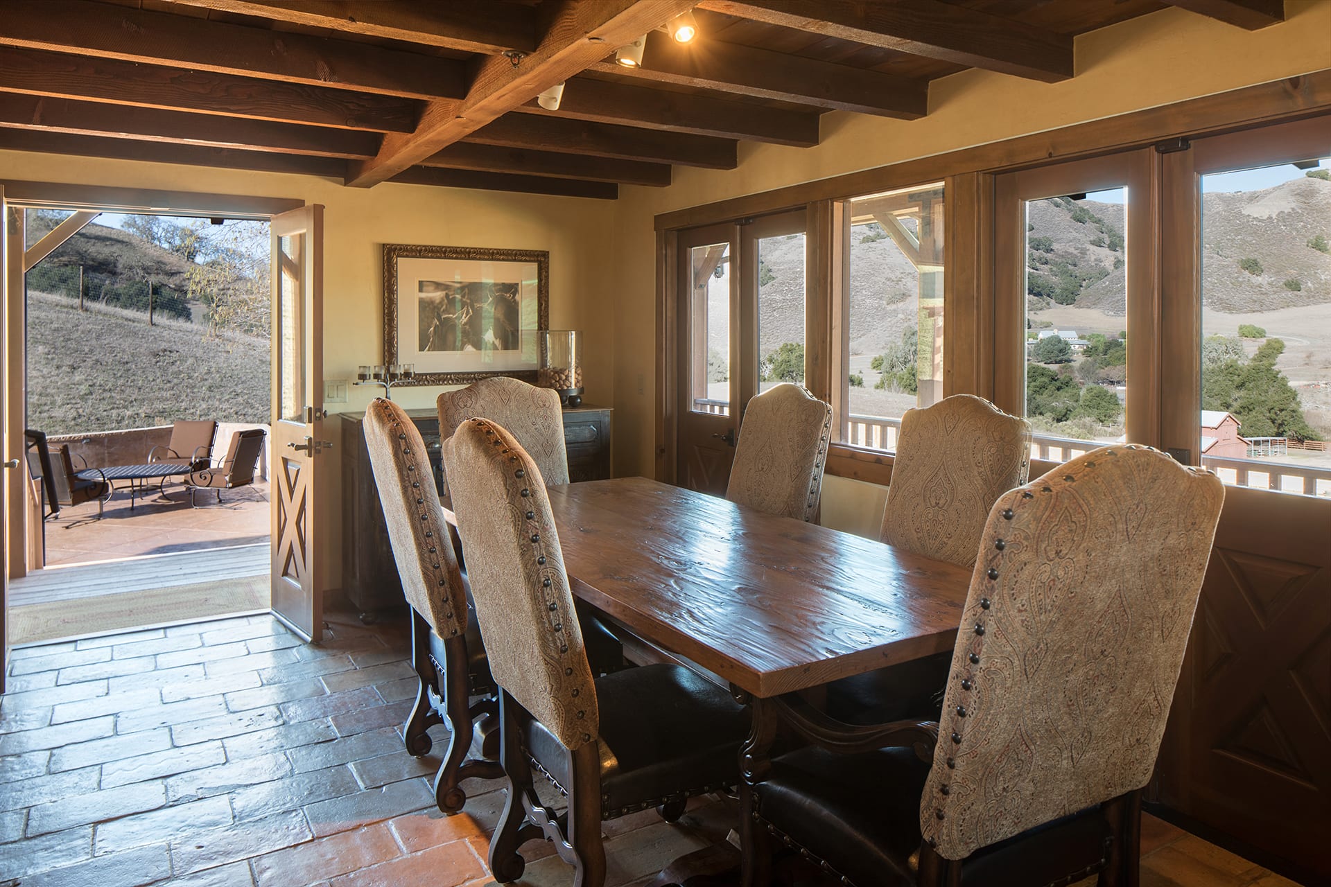 Steinbeck Country Living - 556 Corral de Tierra Road