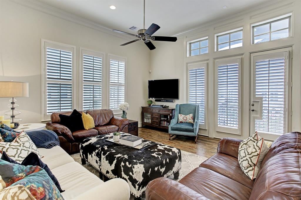 2704 ARABELLE GROVE