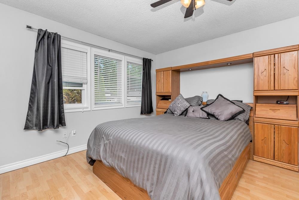 1158 Esperanza Dr