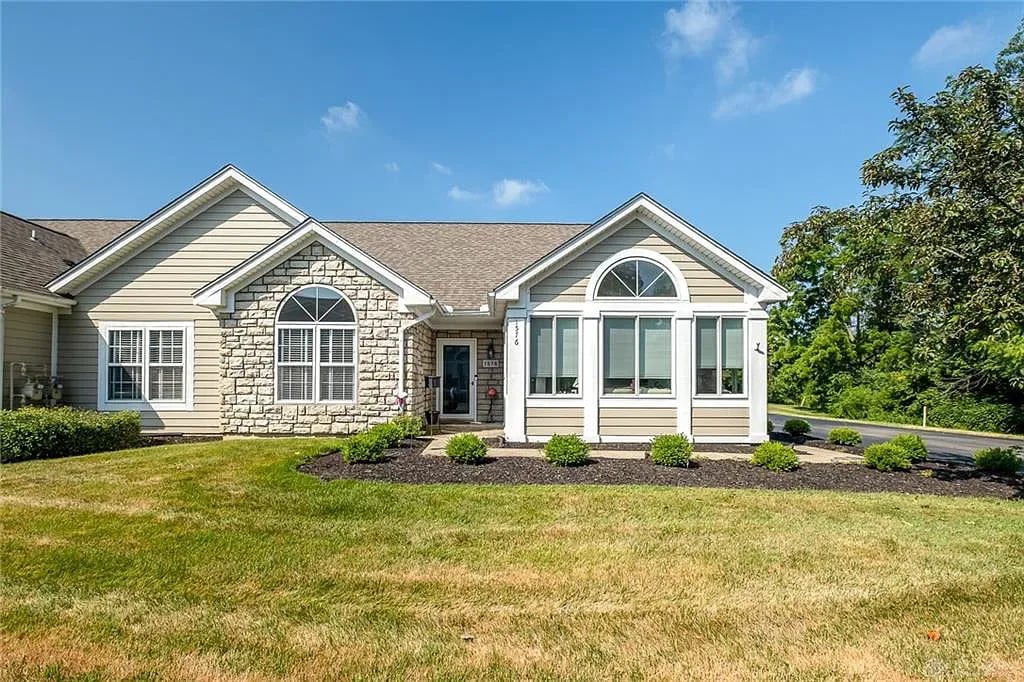 1576 Turnberry Village Dr