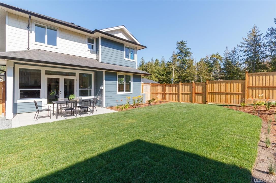 3535 Paperbark Cres