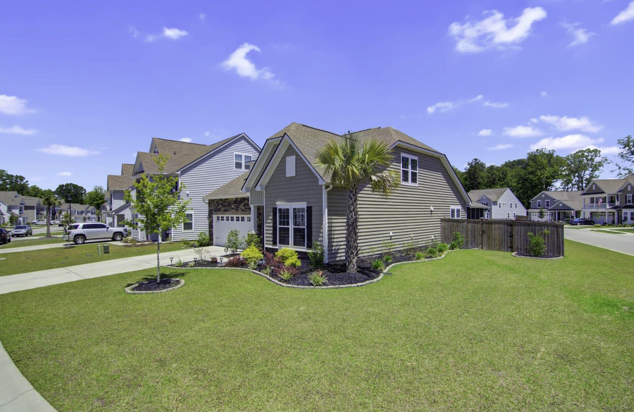 9875 Black Tupelo Ln