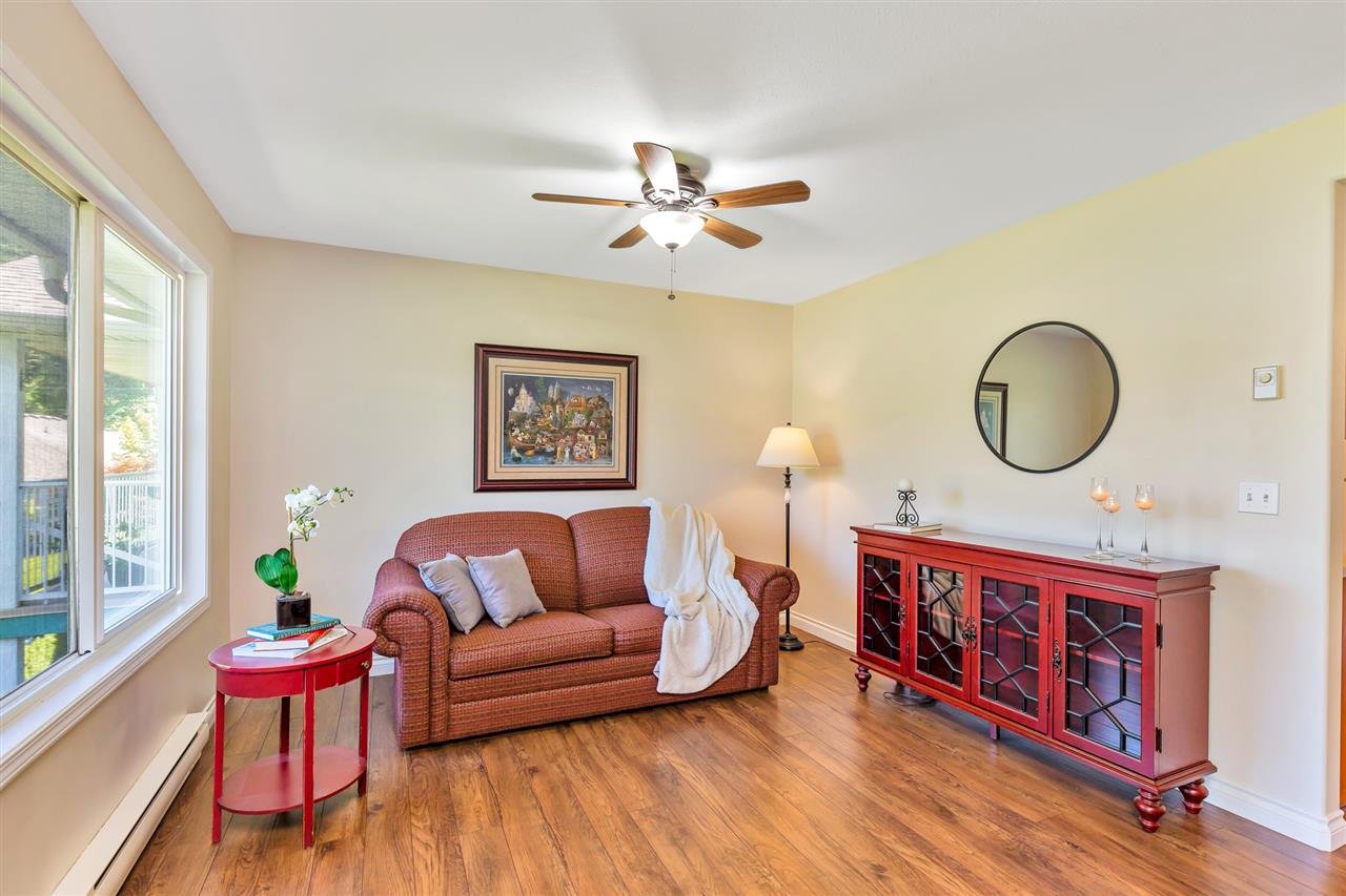 211-9855 Quarry Rd