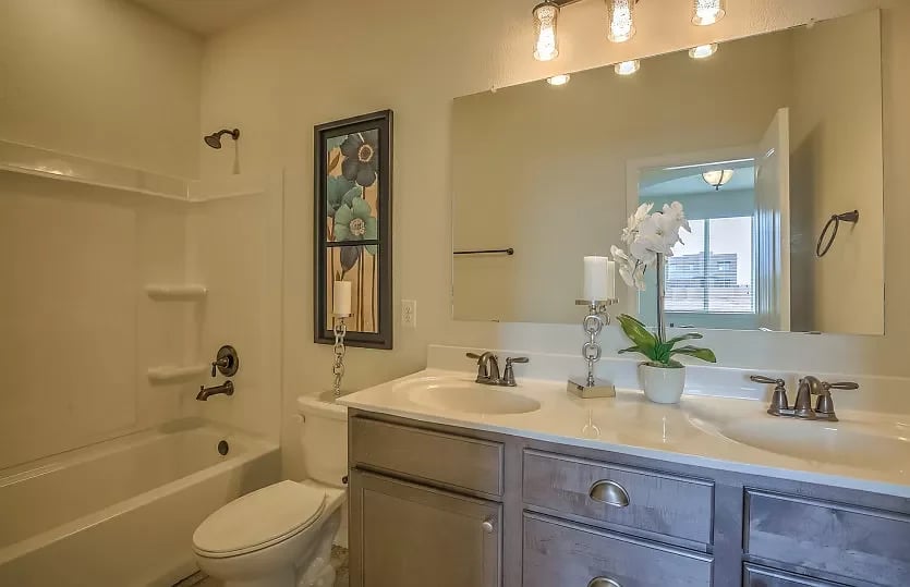 3948 Mountain Trail Loop NE