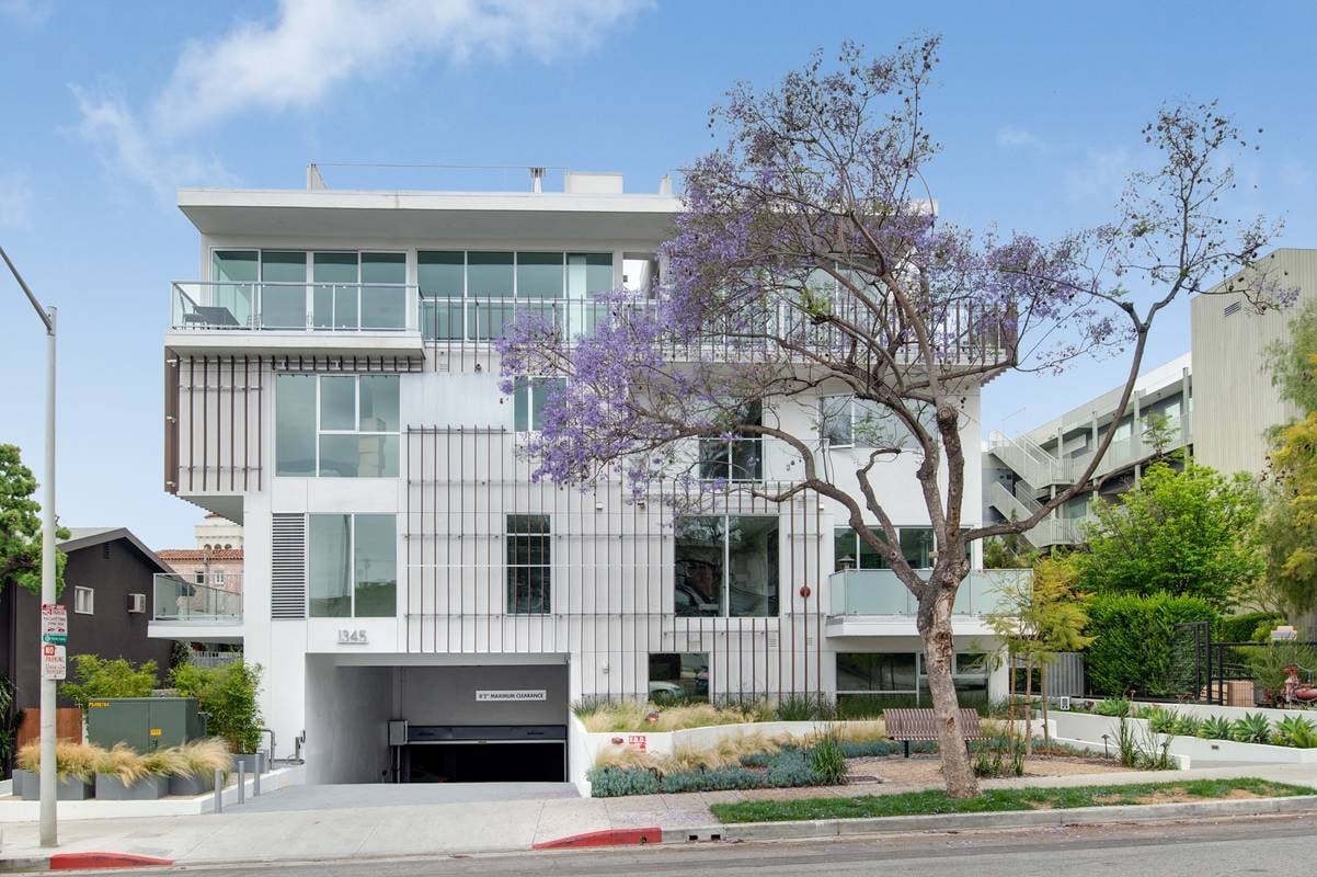 1345 Havenhurst Drive, West Hollywood, CA 90046