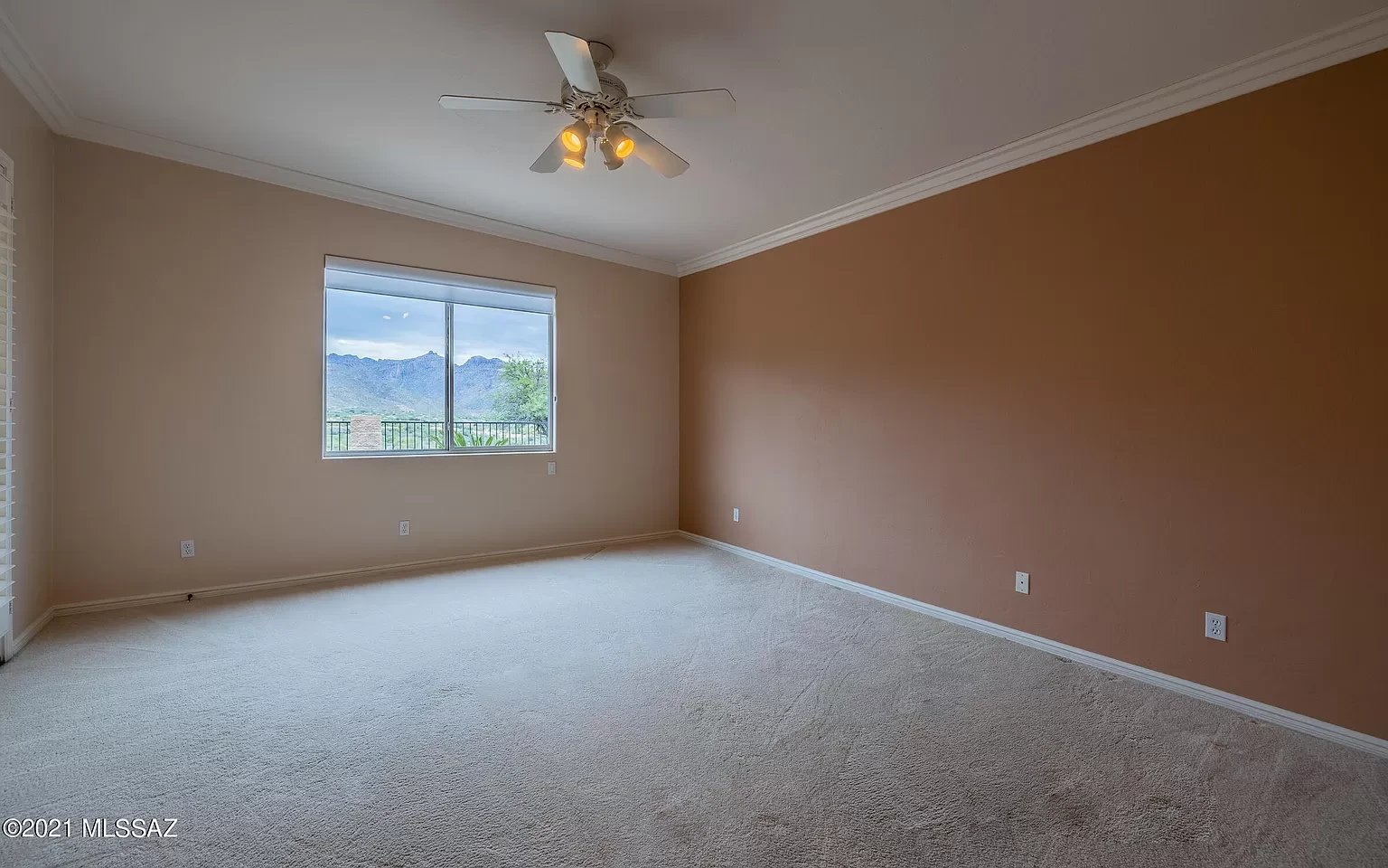 5789 N Placita Paisaje