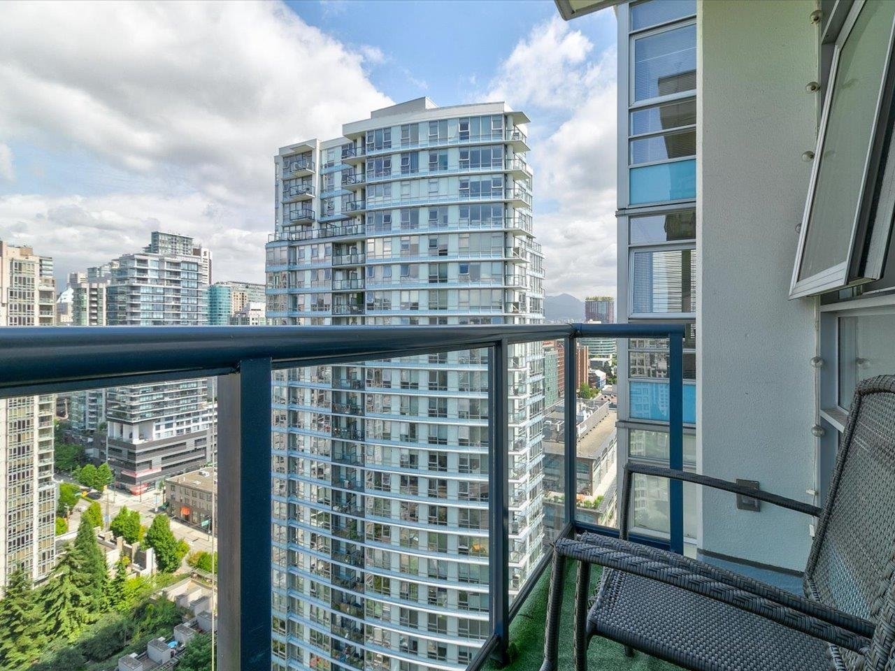 2907-939 Expo Boulevard, Vancouver