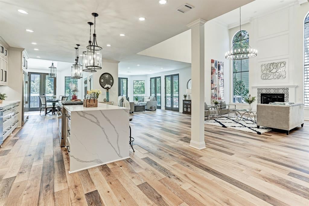 9141 Briar Forest Dr