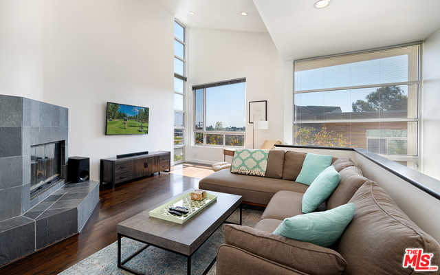 650 PACIFIC ST Apt 8