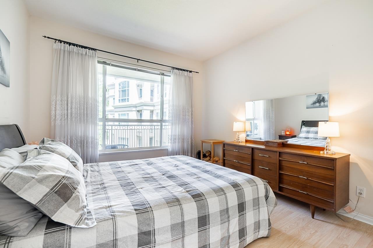 305-3098 Guildford Wy