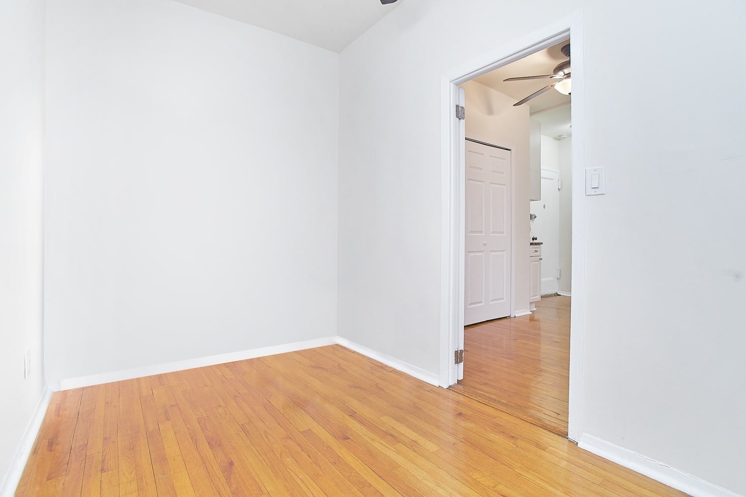 270 E 78th St, Unit 3