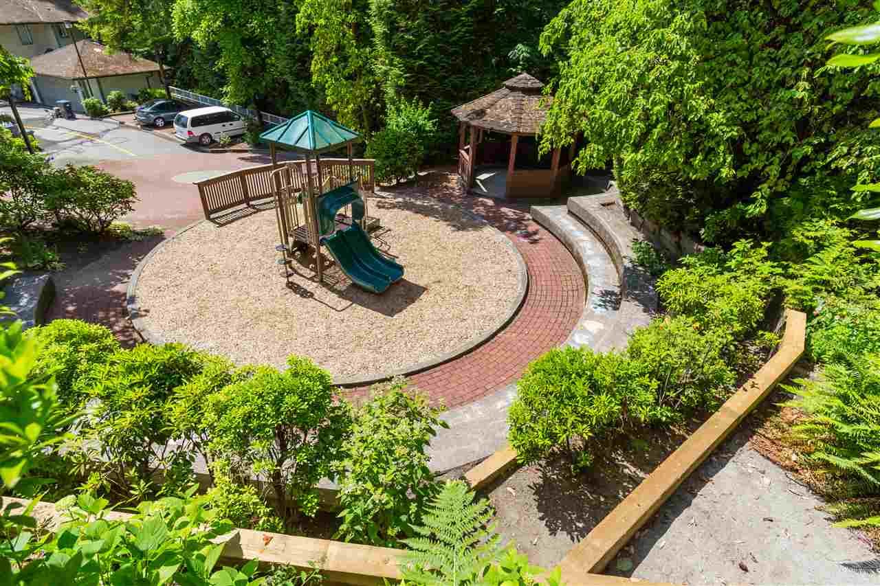 22-103 Parkside Dr