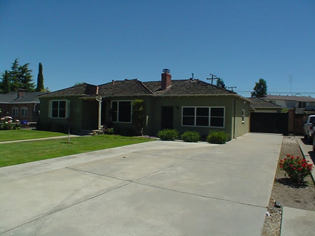 1092 Salerno Dr