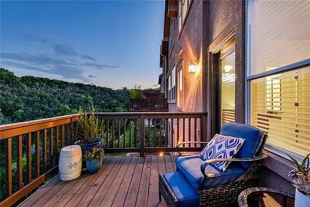 232 Sunrise Ridge Cv