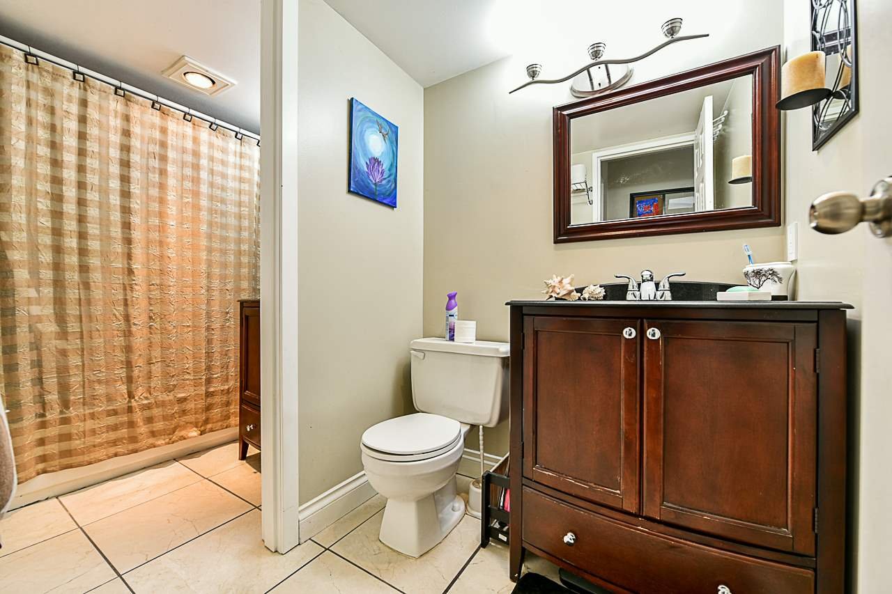 210-5294 204 St