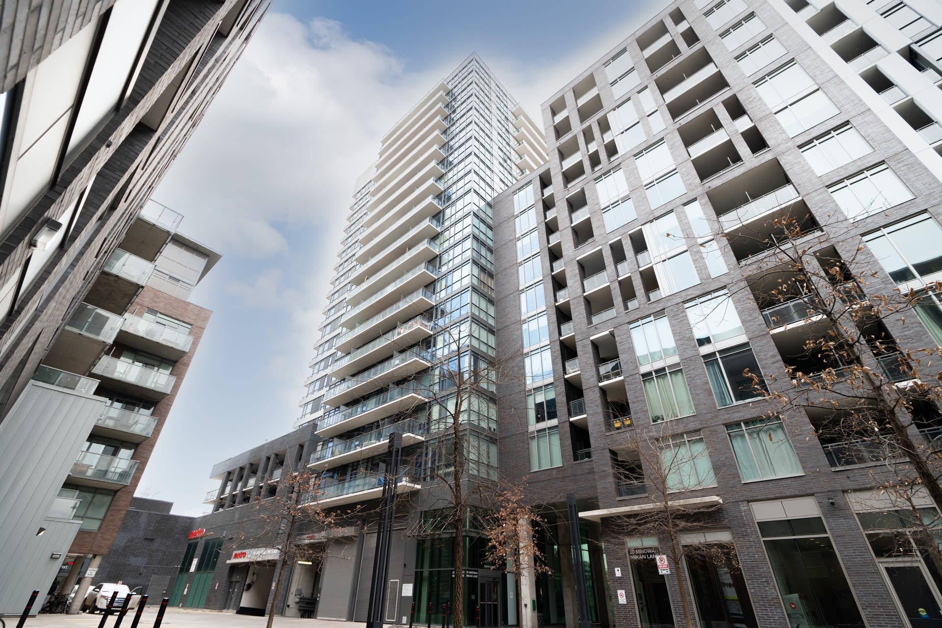 Fabulous 2 Bedroom, 2 Bath Suite