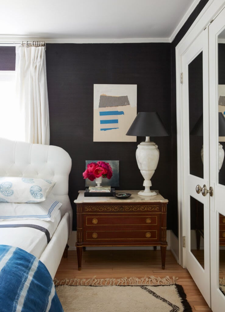 How to Choose the Best Black Paint Colors for Bold, Beautiful Walls