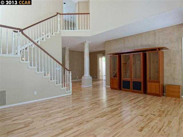 24 Bormio Ct
