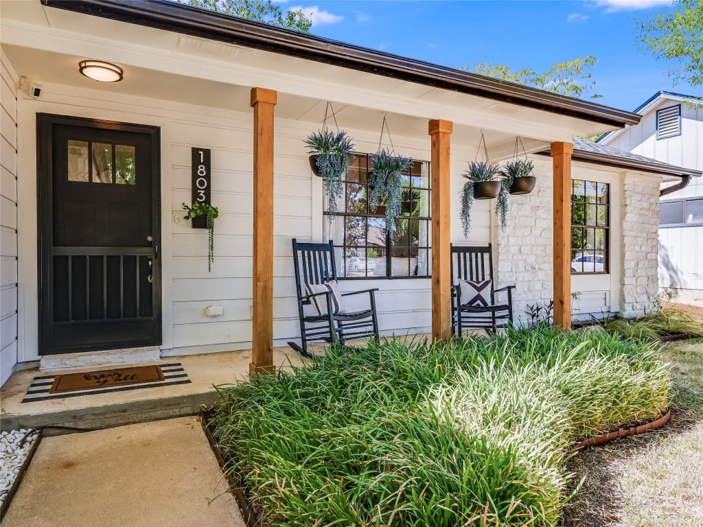 1803 Primrose Trl