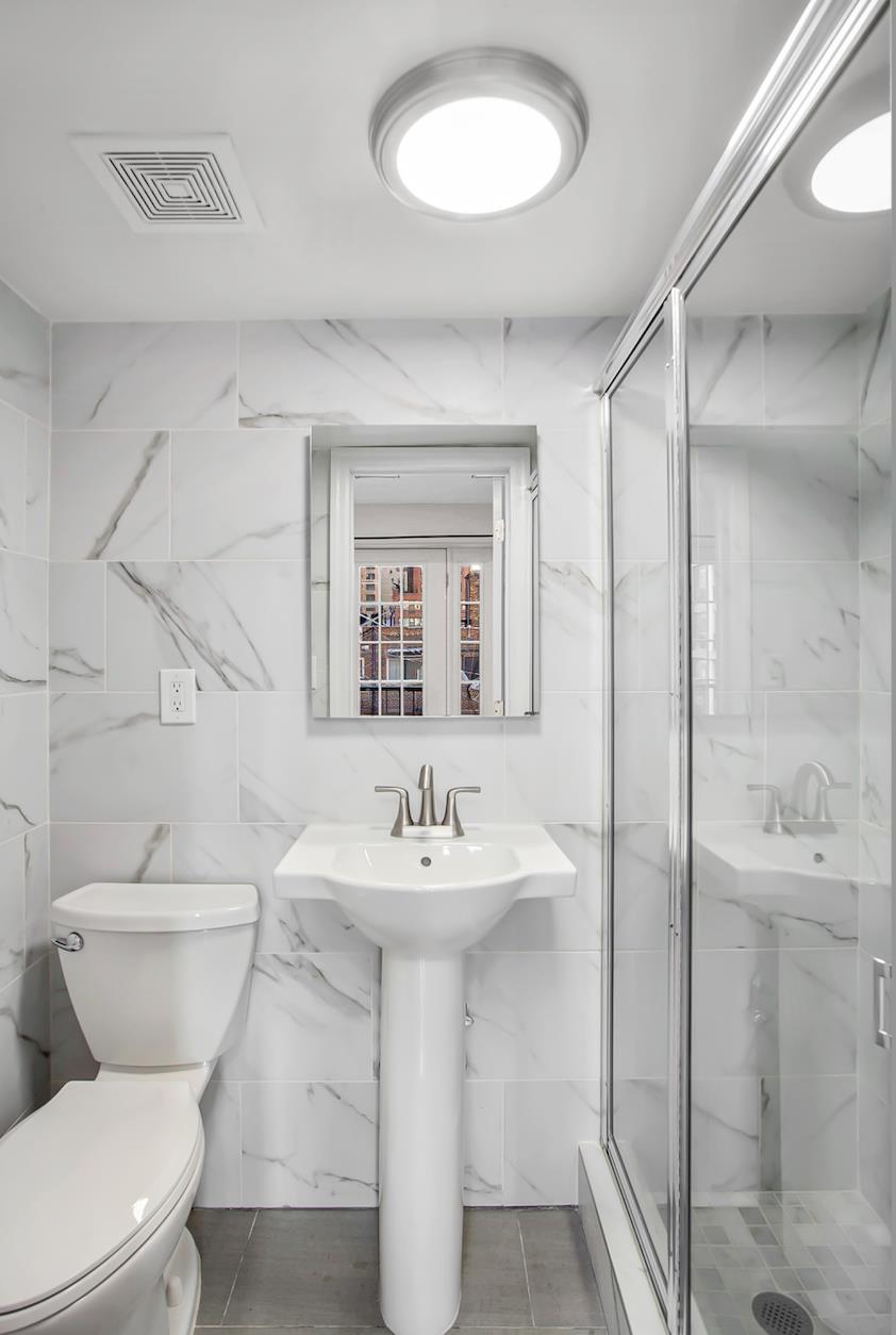 105 East 37th Street, Apt 4-B