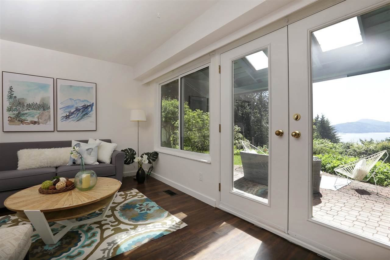 230 Mountain Dr
