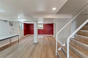 1636 Hollywood Cres