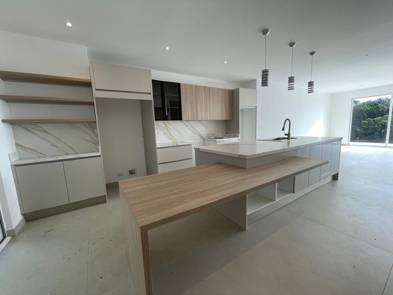Panoramic View Terrace Townhouse, Escazu, San Jose