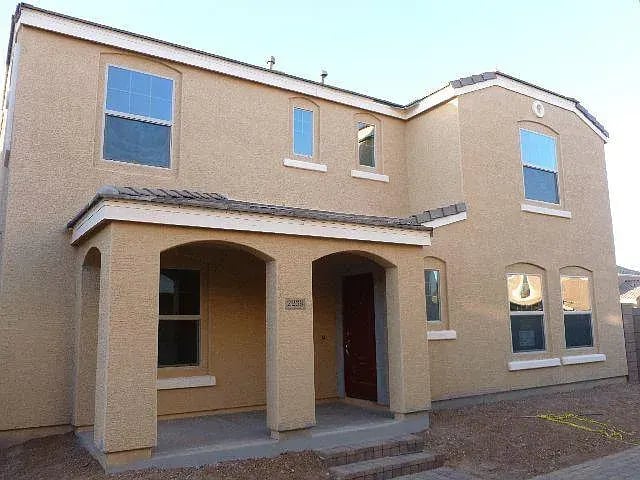 2239 S Buckaroo Trl