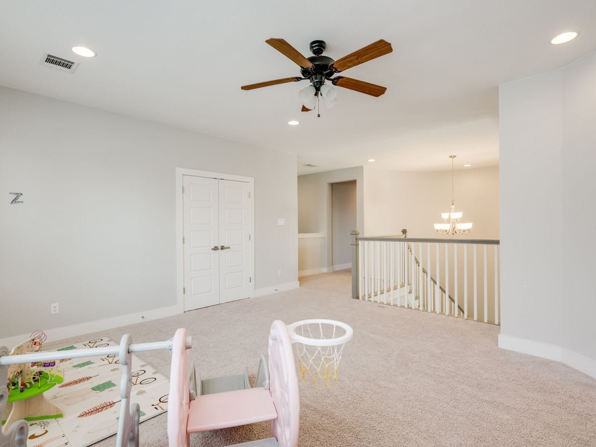 104 Nautical Circle, Round Rock, TX 78681