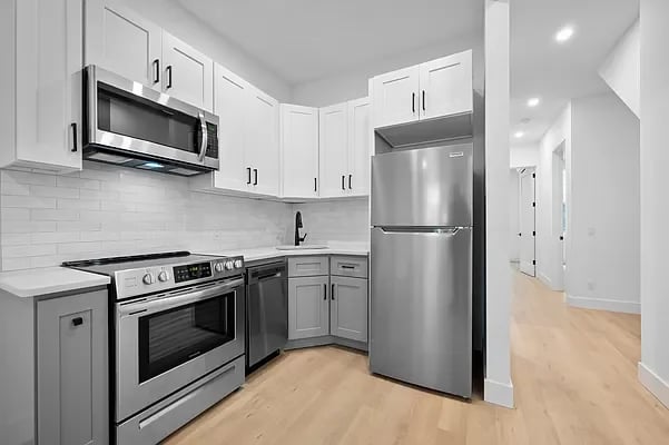 154 North Ninth Street Unit: 1