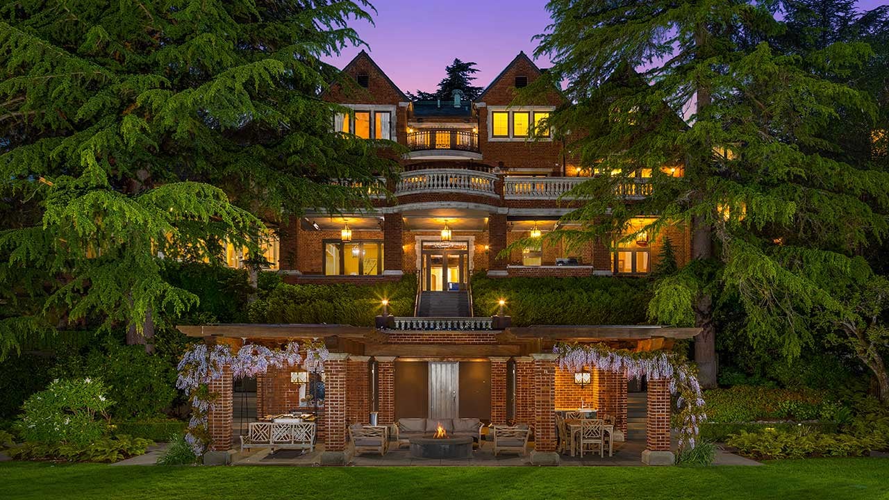 One of Seattle’s Great Waterfront Estates