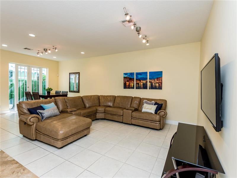 404 SE 11TH ST Unit #404