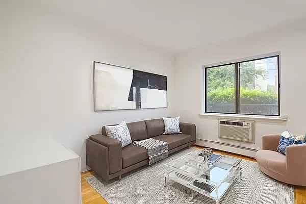 468 17th Street Unit: B1A