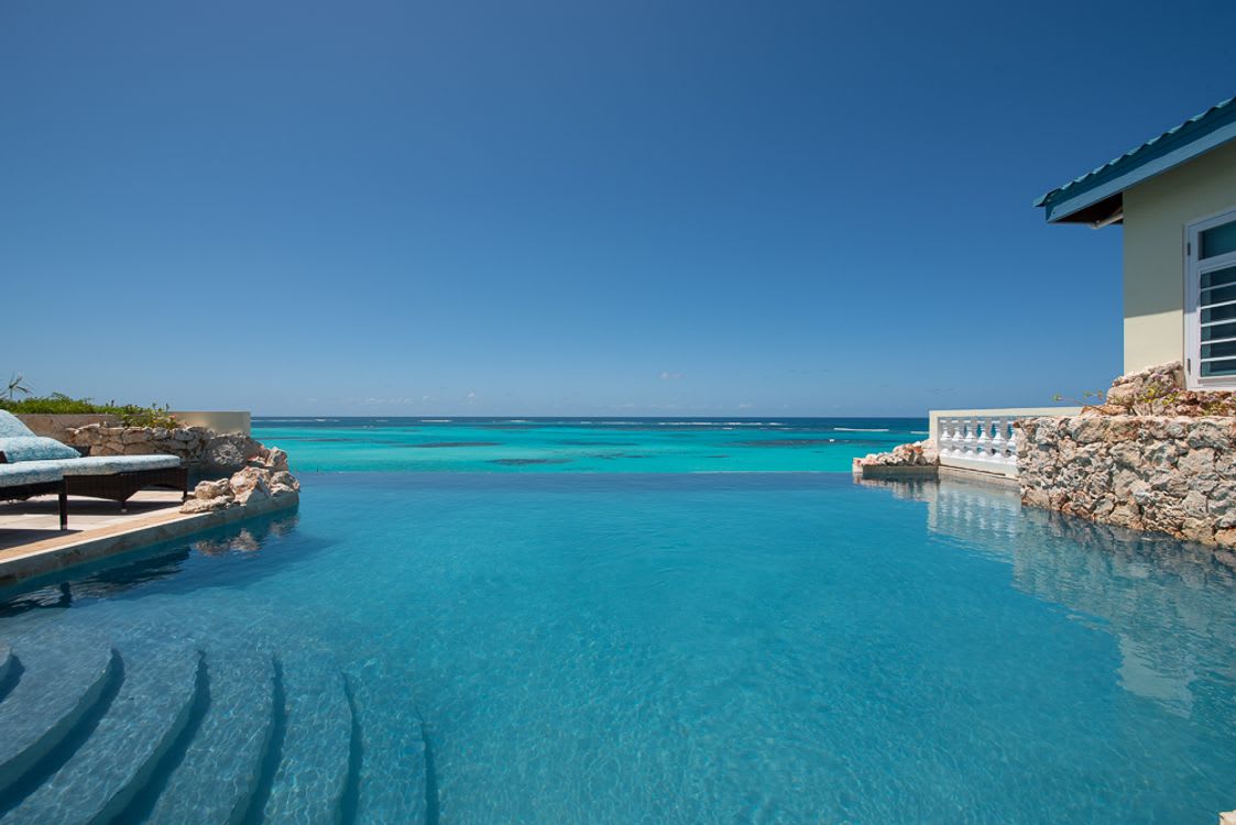 Ambrosia Villa- Shoal Bay East