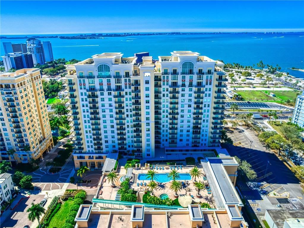 800 N TAMIAMI TRL, #1203