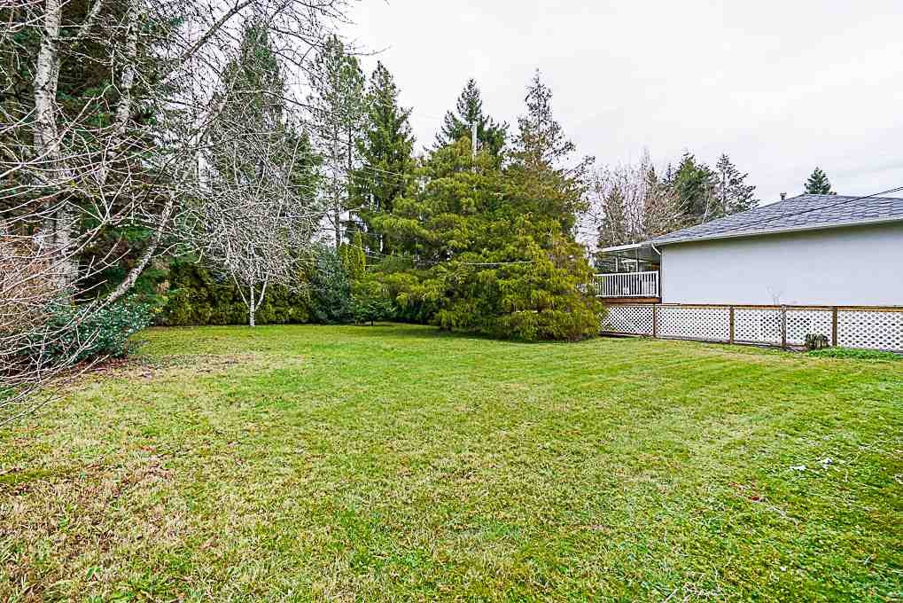 496 Glencoe Dr