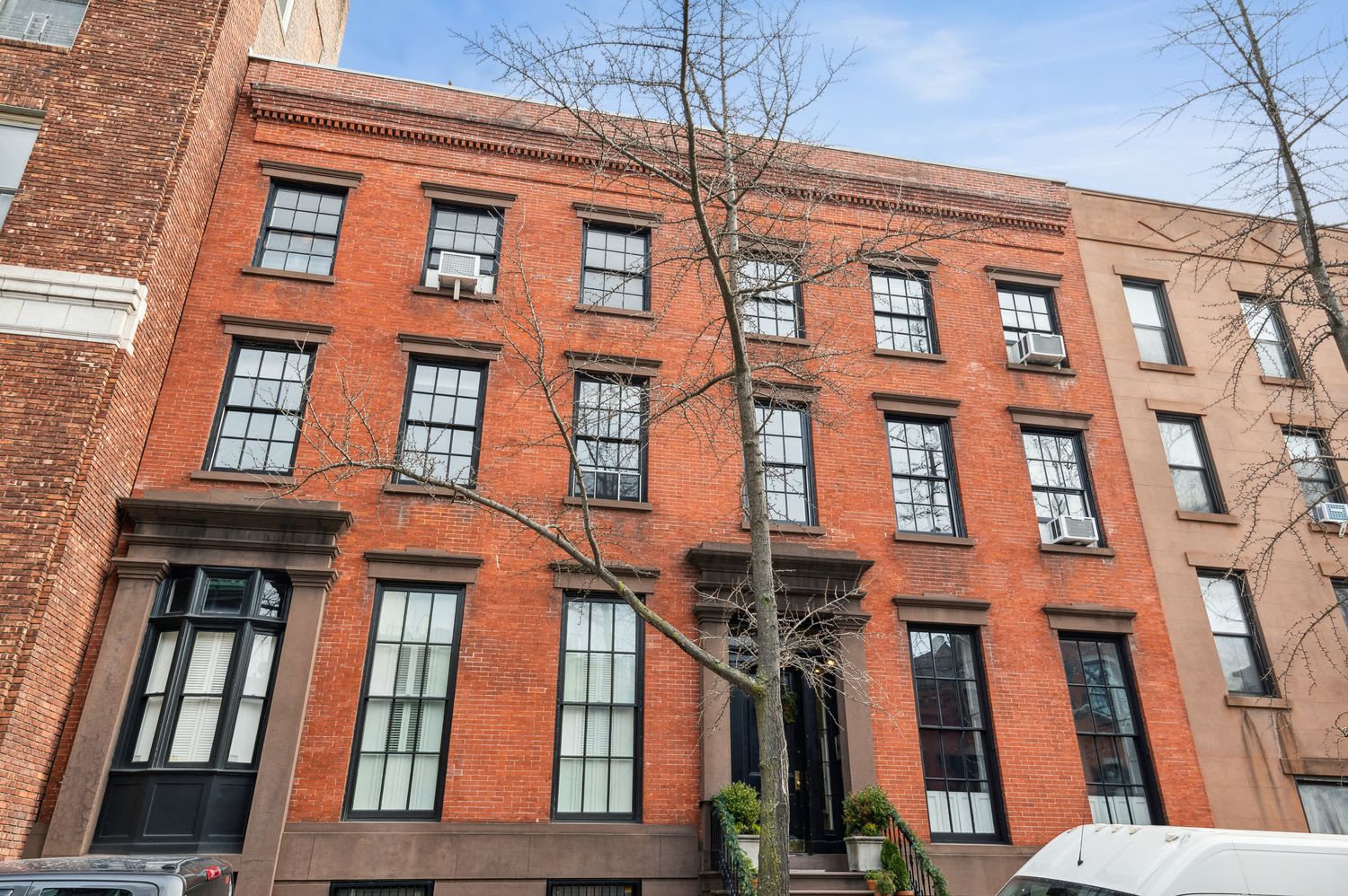 283 Hicks St #4A