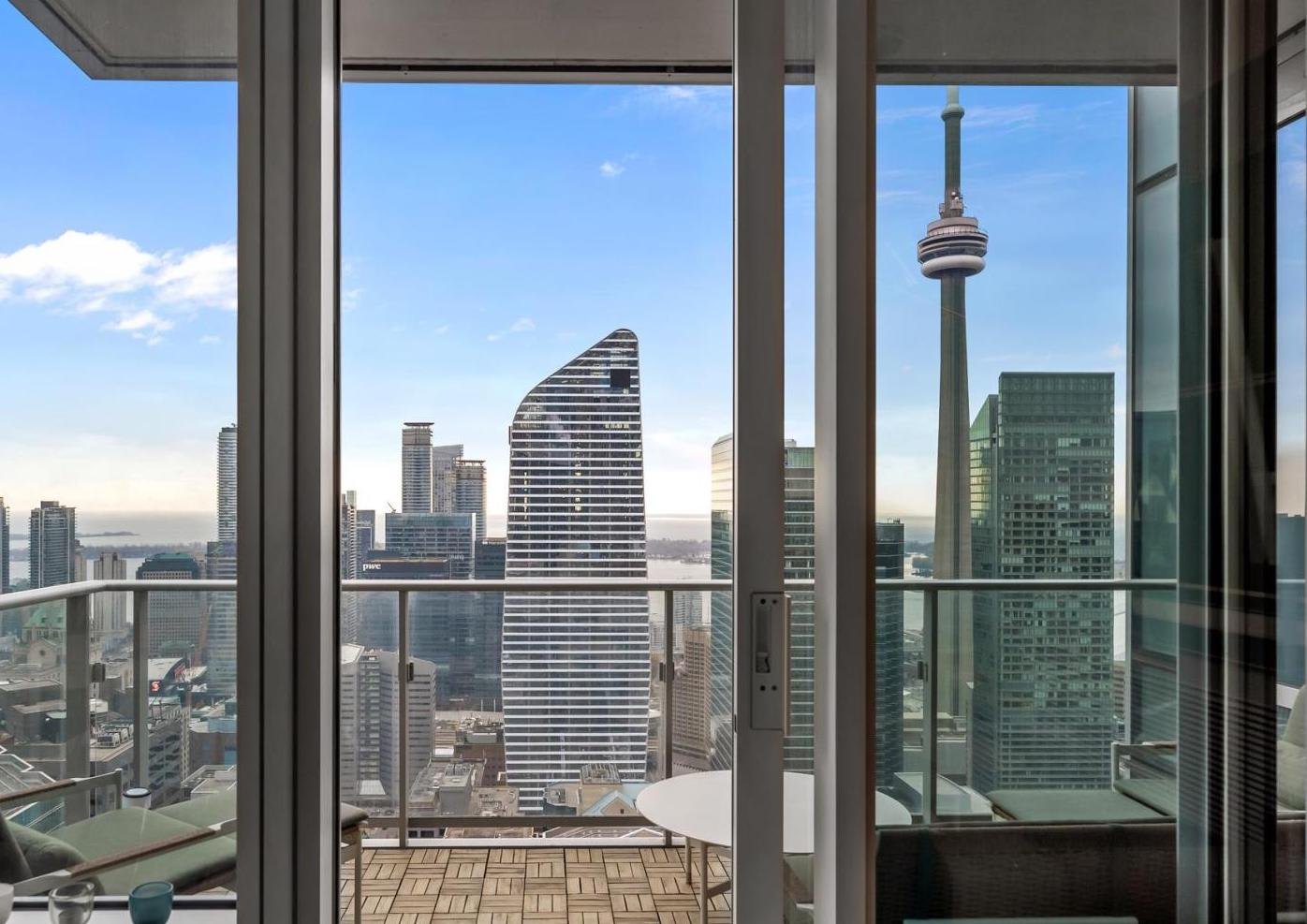 Suite 5108 -180 University Avenue
