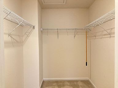 4008 Reedybrook Crossing