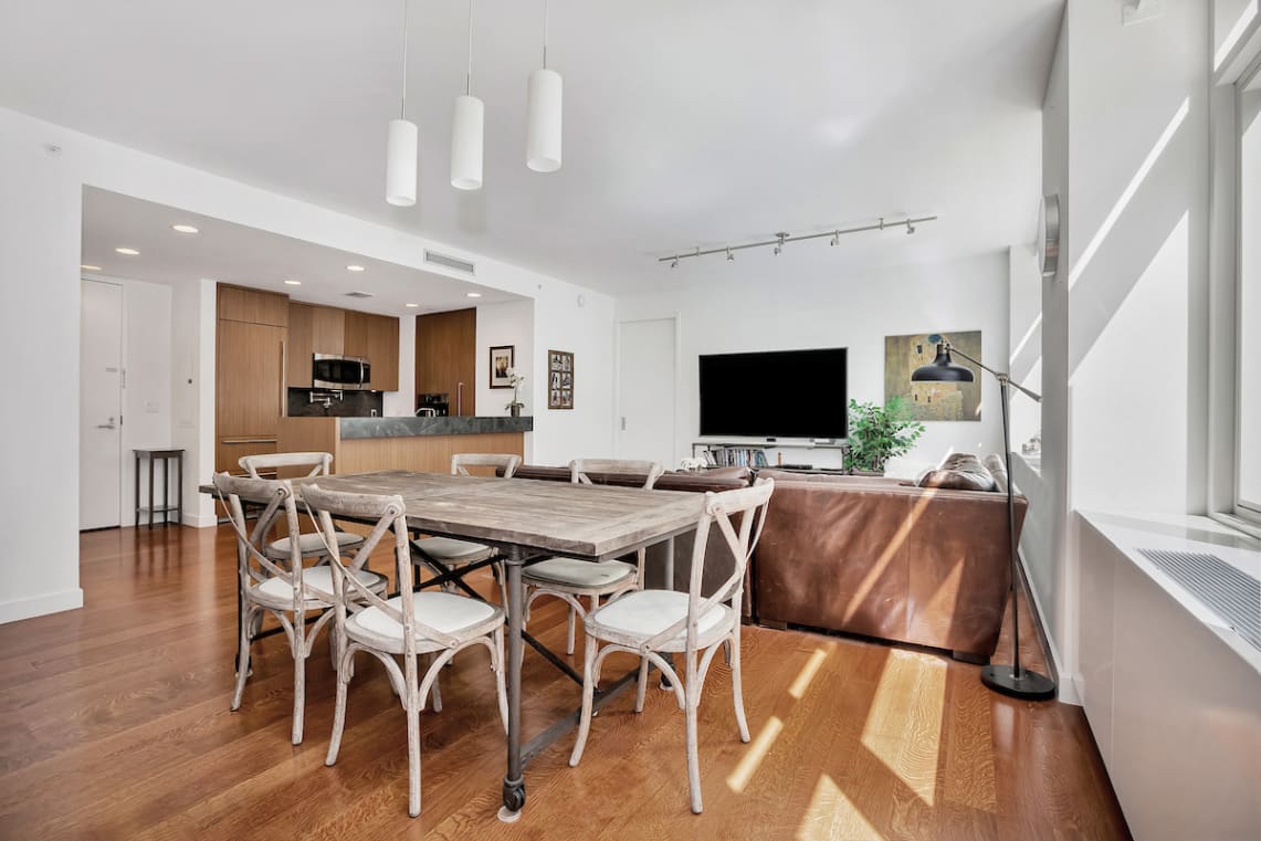 323 Park Ave S, #3B