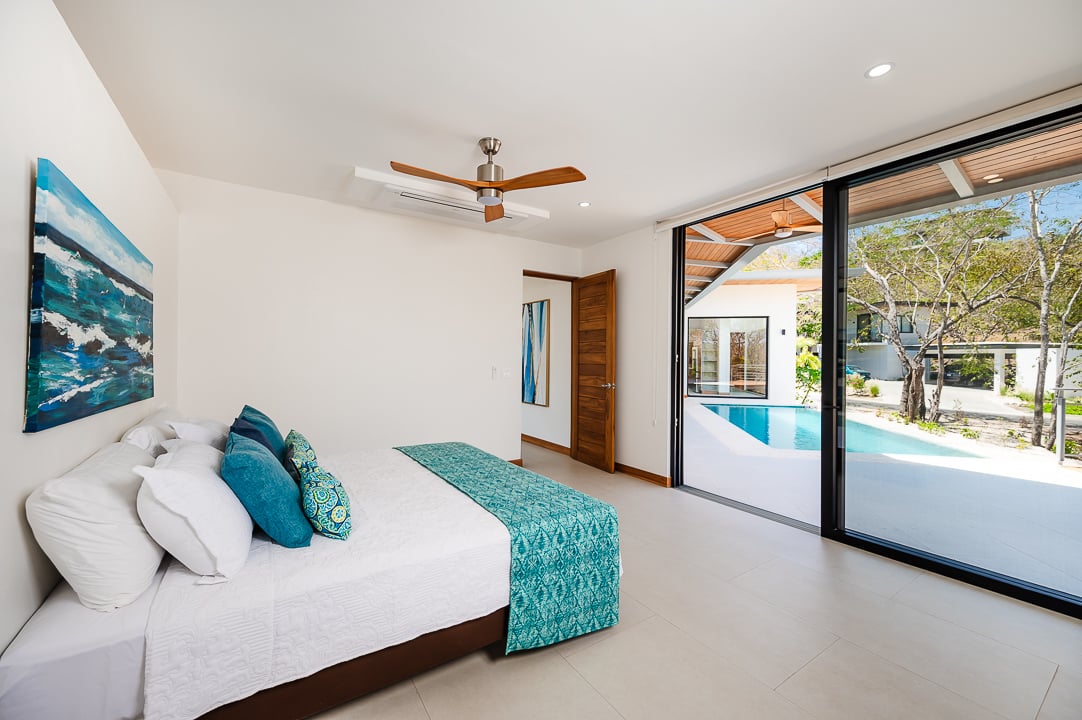 Modern Tropical Infinity Pool Villa, Tamarindo, Guanacaste