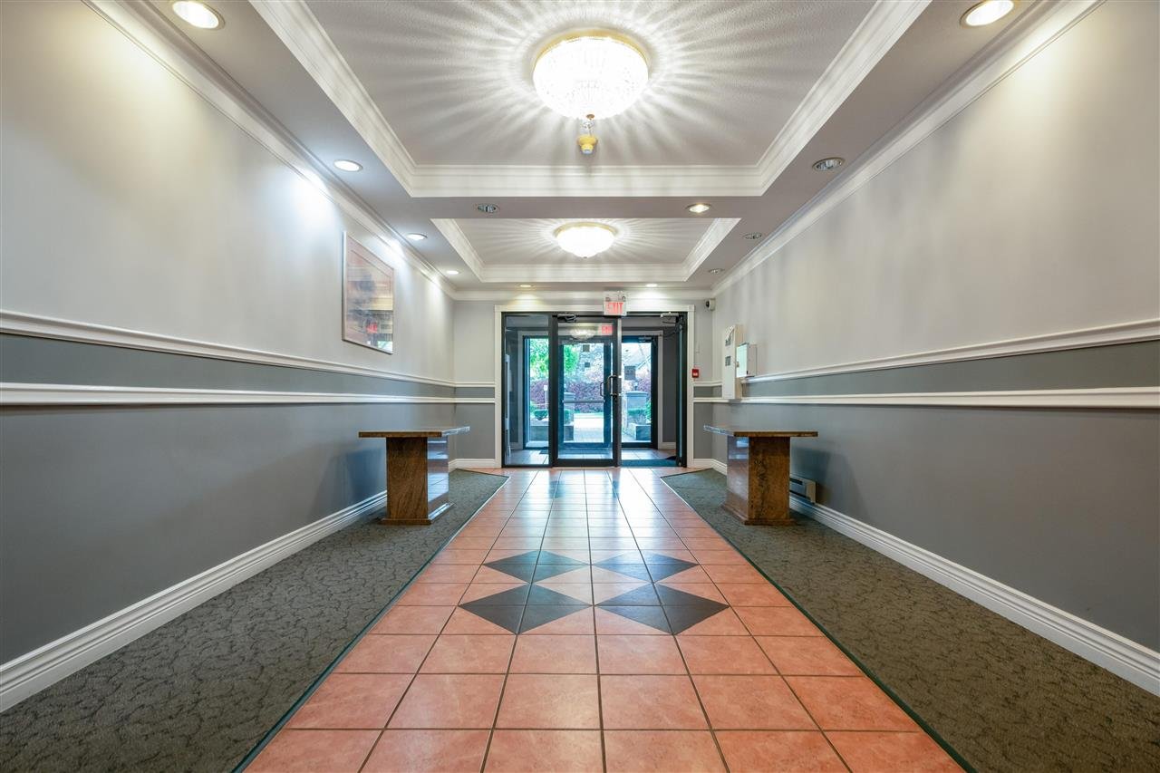 205-8115 121a St