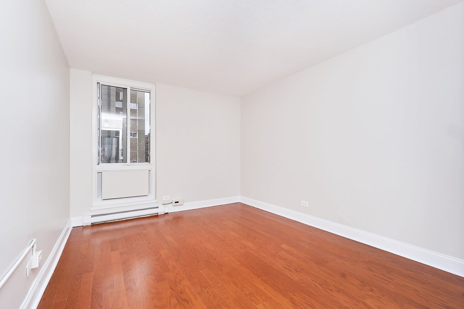 580 Main St, Unit 1318