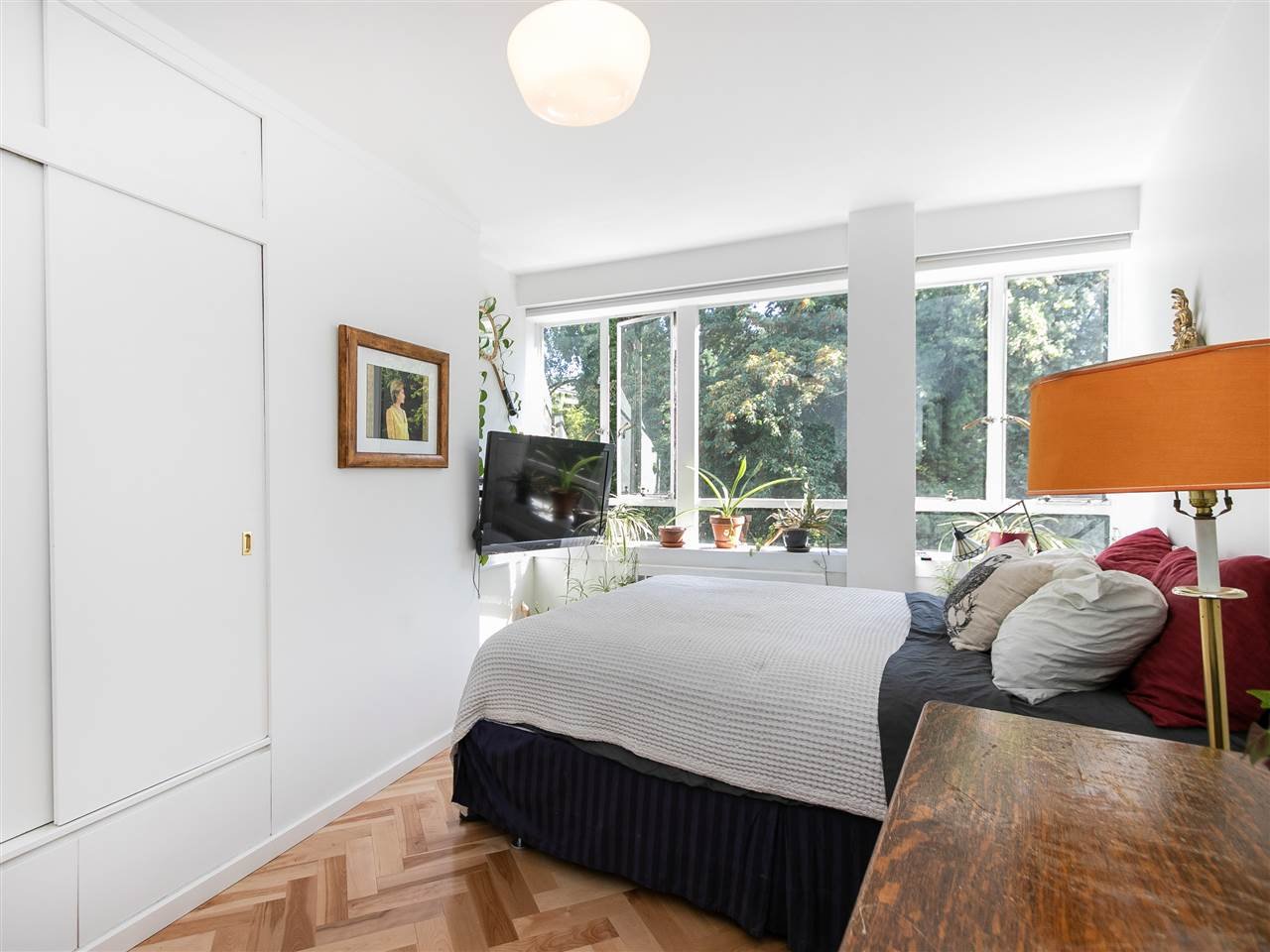 617-1445 Marpole Ave