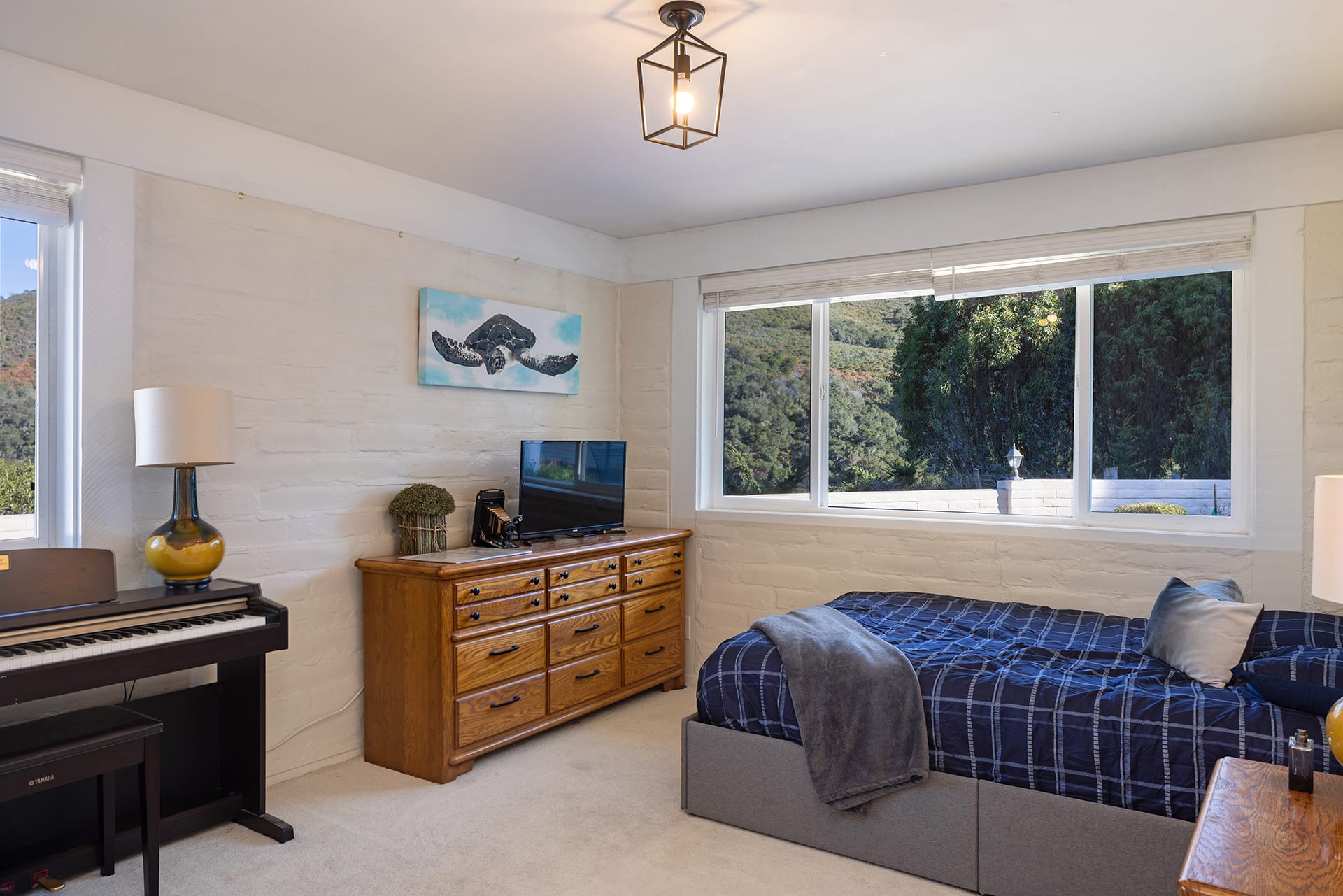 Monterey Paradise - 22641 Equipoise Road