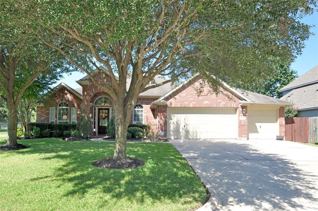 18718 Walden Forest Dr