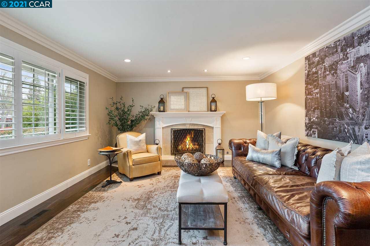 124 Santiago Dr, Danville