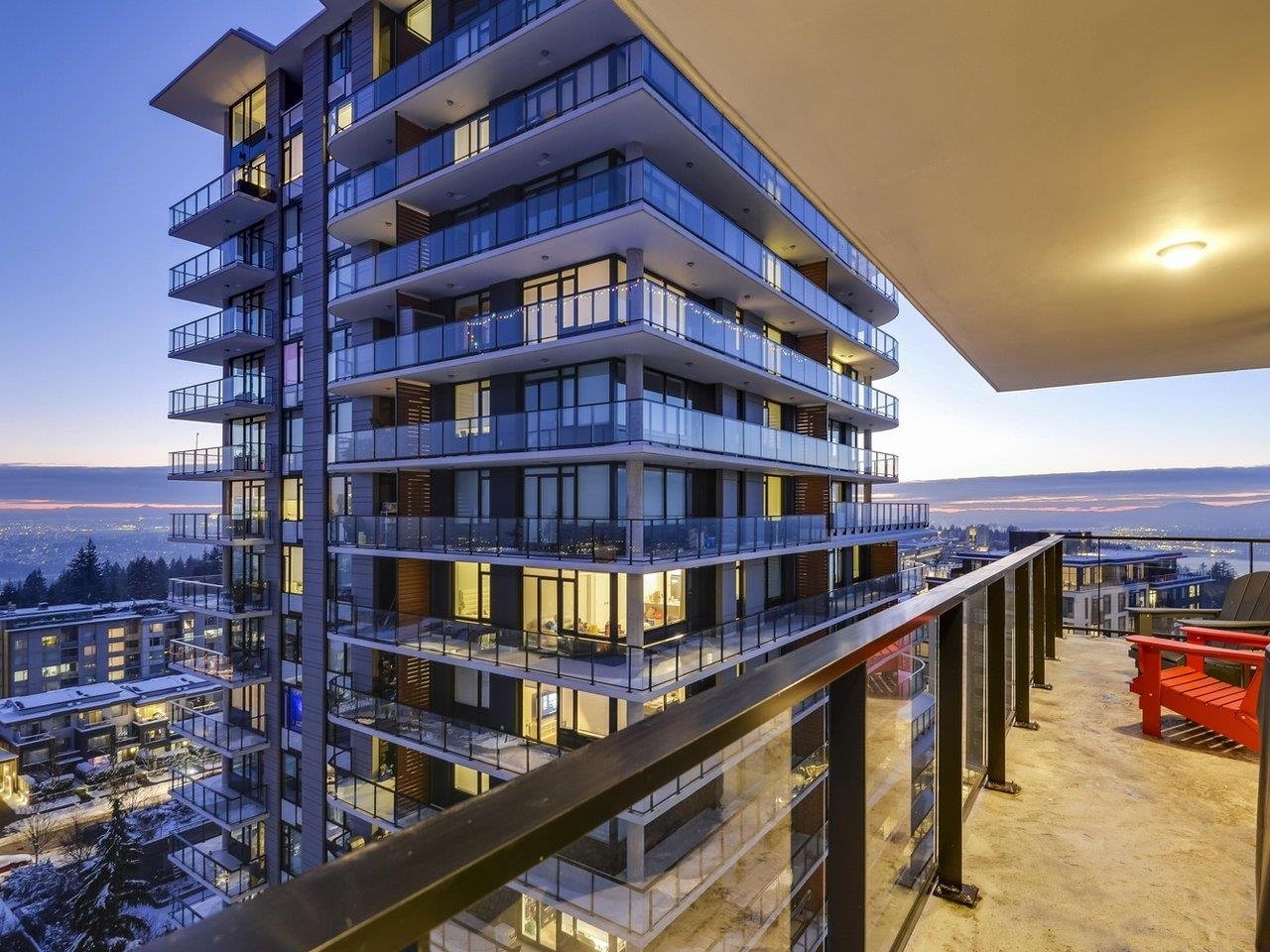 1402-8761 University Cres